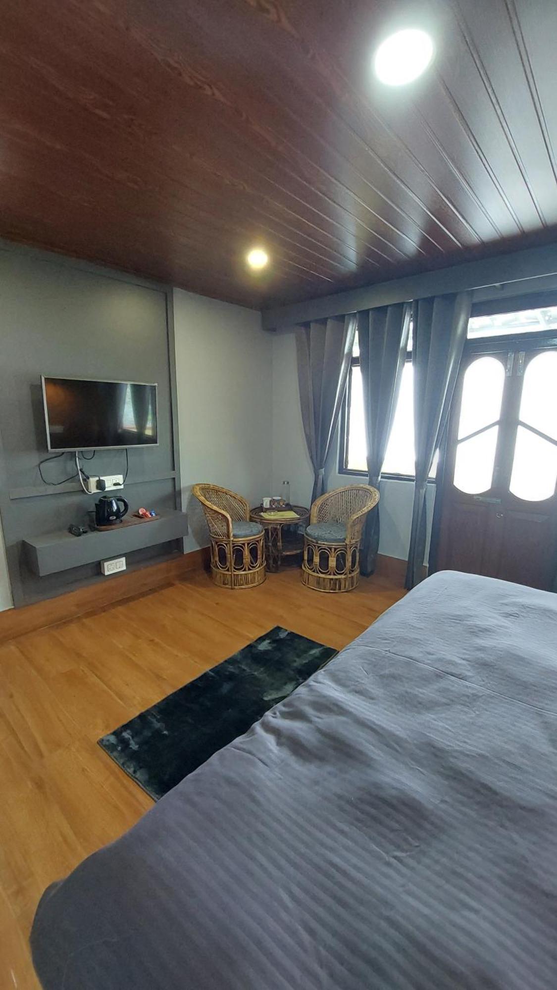 Pahari Soul Bed and Breakfast Darjeeling  Buitenkant foto